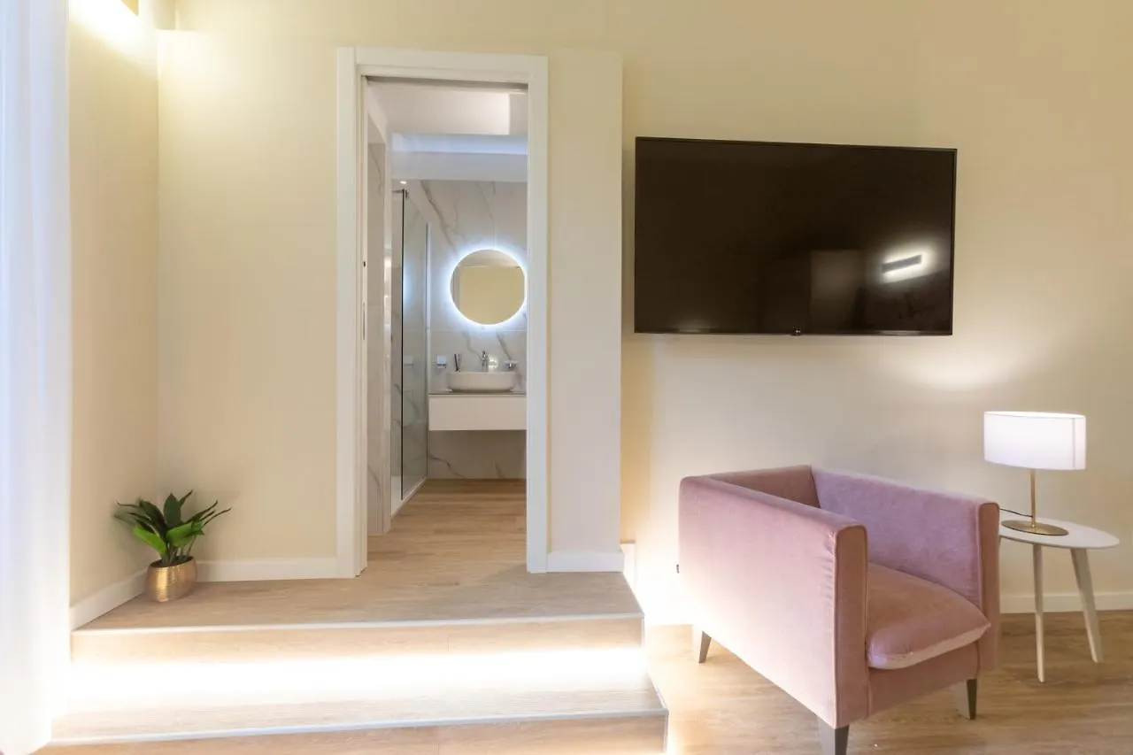 Elegantia Luxury Rooms Rome Italy