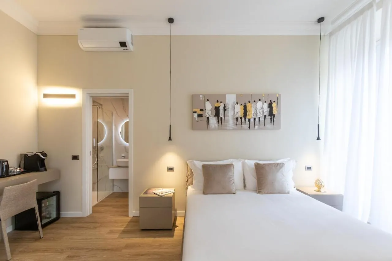 Elegantia Luxury Rooms Rome