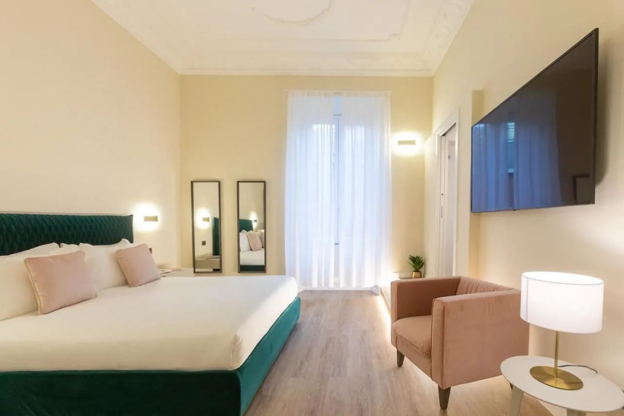 Elegantia Luxury Rooms Rome 0*,