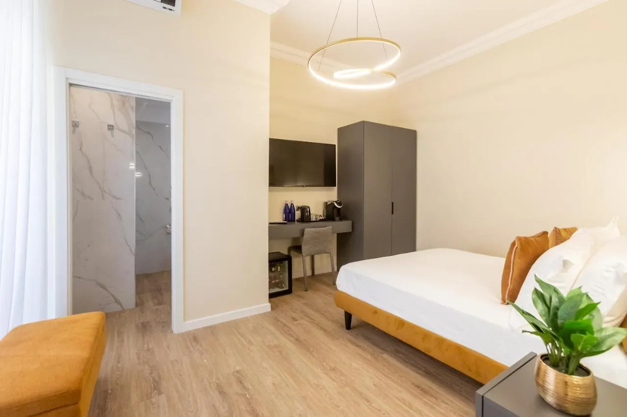Elegantia Luxury Rooms Rome Italy