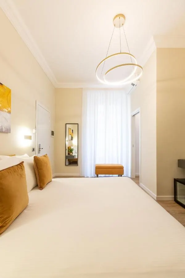 Elegantia Luxury Rooms Rome Italy